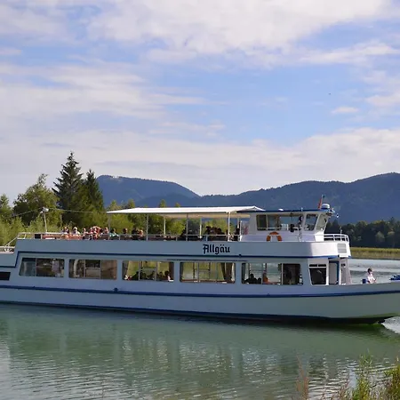 Neuschwansteinblick 129 *