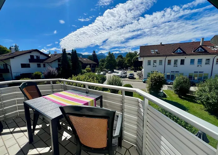 Neuschwansteinblick 129 *